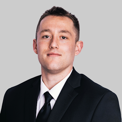 Headshot of Mac Reykdal